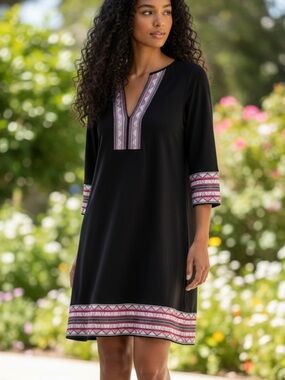 WHBM White House Black Market Pink Aztec Embroidered V-Neck Knit Shift Dress XS